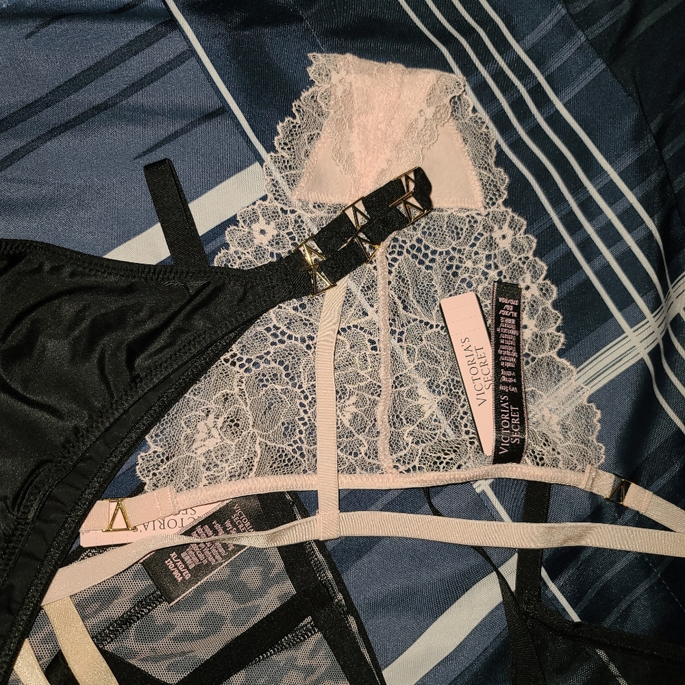 Victoria Secret - Picture 11 of 16